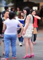 让她自己揉小白兔